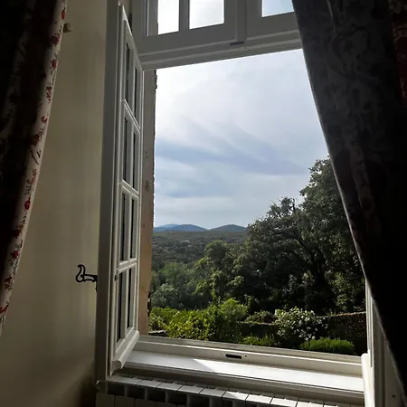 Chateau De לינה וארוחת בוקר 4*