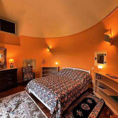 Chateau De לינה וארוחת בוקר 4*