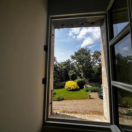 Bed & Breakfast Chateau De Rousson (Gard)