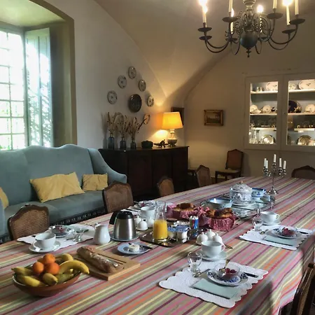Chateau De Bed & Breakfast