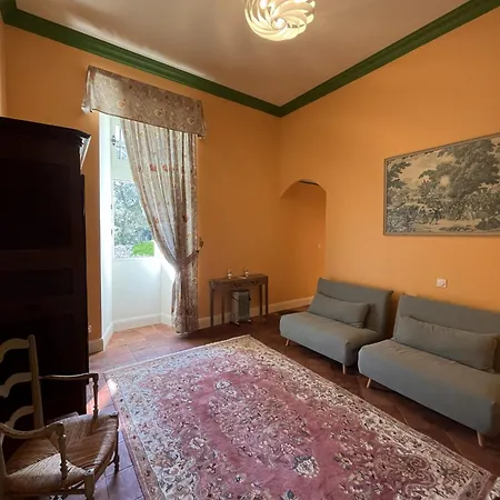 Chateau De Bed & Breakfast Rousson (Gard)